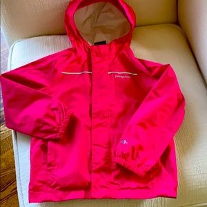 Girls 4T Patagonia rain coat, zip up shell